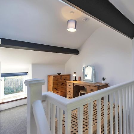 Trinity Cottage Уелшпул Екстериор снимка